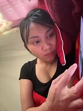 Snapshot of Amino-Suca chatting on 11.24.25 Amino-Suca online show from 11.24.25