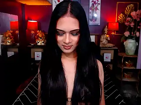 Plastique PATRICIA online show from 04.10.26