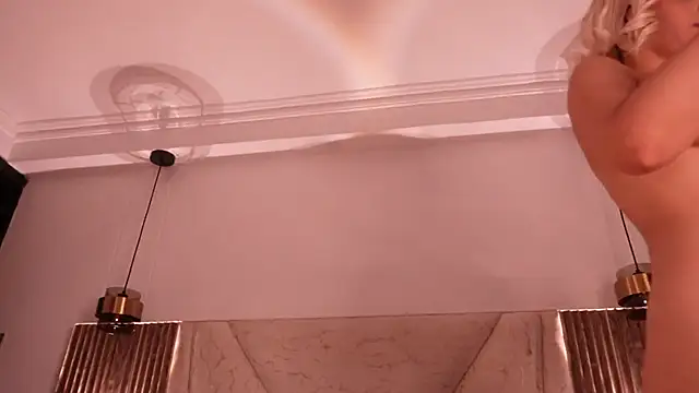 Snapshot of Kat_Saky chatting on 06.10.26 Kat Saky online show from 06.10.26