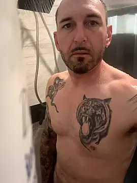 Snapshot of RobsBigD chatting on 12.01.25 RobsBigD online show from 12.01.25