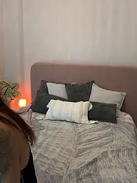 HotLdyllic online show from 04.11.26