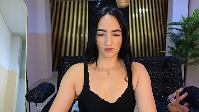 Snapshot of malen_fitnessmilf chatting on 02.19.26 malen fitnessmilf online show from 02.19.26