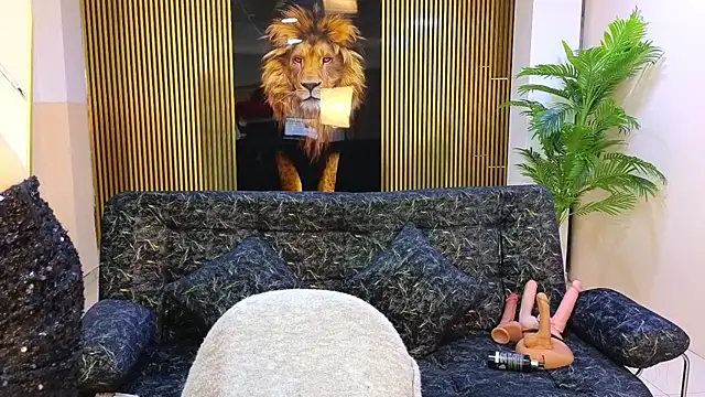 Snapshot of malen_fitnessmilf chatting on 03.02.26 malen fitnessmilf online show from 03.02.26