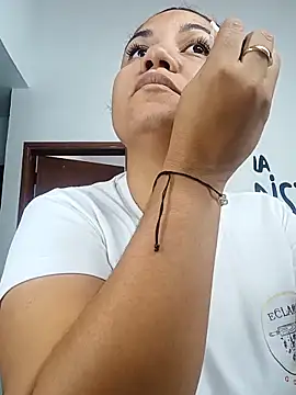 Samaraa Lee online show from 12.22.25