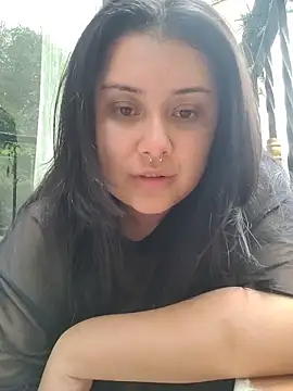 CurvyNoir online show from 12.02.25