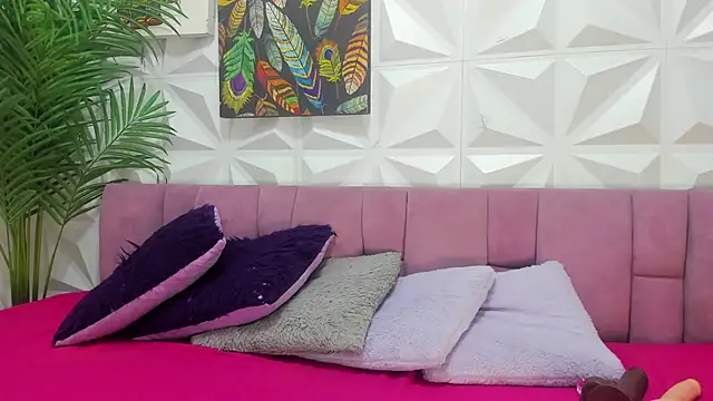 Anggie Miller online show from 01.10.26