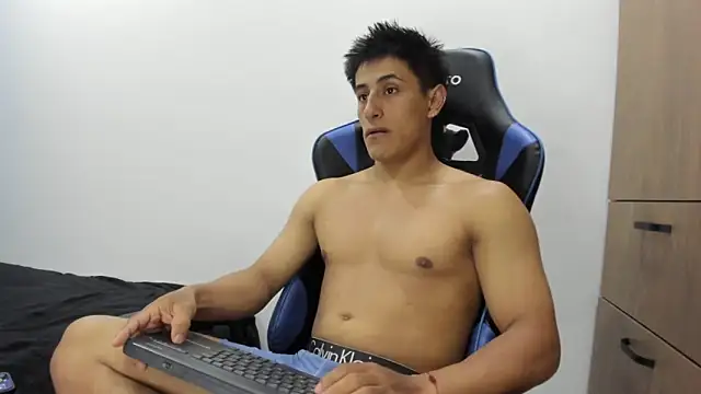 dorman boy online show from 11.04.25