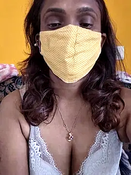 Queen-dhivya online show from 04.18.26