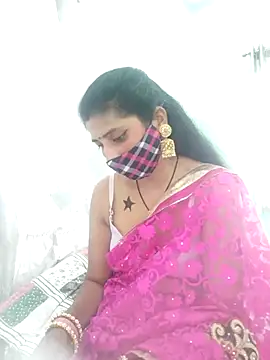 Snapshot of Divine_Lustt chatting on 02.21.26 Divine Lustt online show from 02.21.26