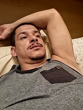 Snapshot of Kasadosfd chatting on 02.28.26 Kasadosfd online show from 02.28.26