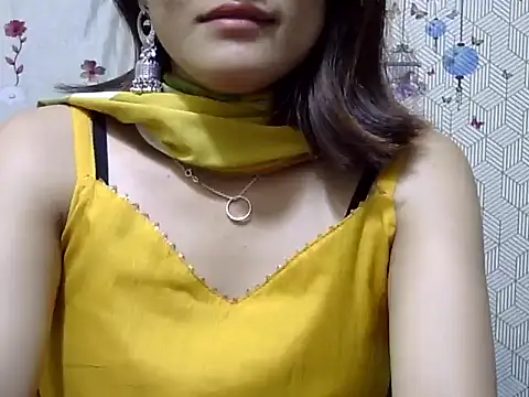 maira 33 online show from 02.08.26