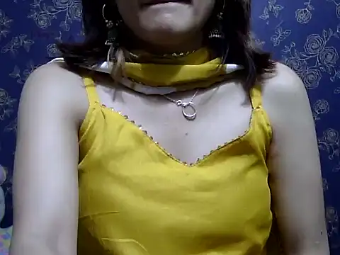 maira 33 online show from 02.14.26