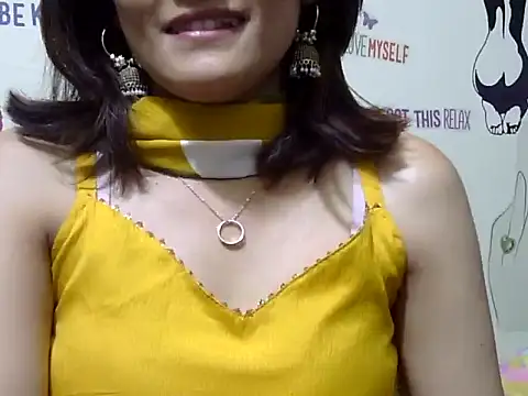 maira 33 online show from 03.08.26