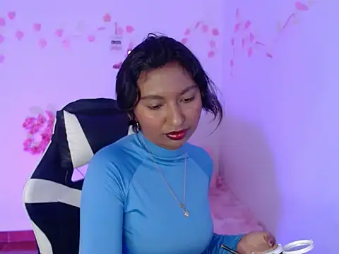 Snapshot of Samanta_777 chatting on 12.05.25 Samanta 777 online show from 12.05.25