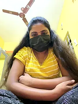 Tamil Hot Varshu online show from 12.19.25