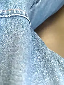 Snapshot of 1anonimous chatting on 11.12.25 1anonimous online show from 11.12.25