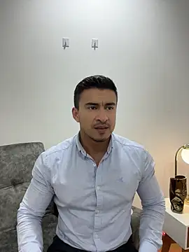 Chris Clarck online show from 11.04.25