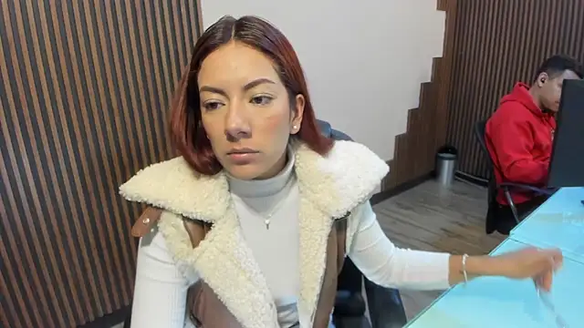 desk desire online show from 01.06.26