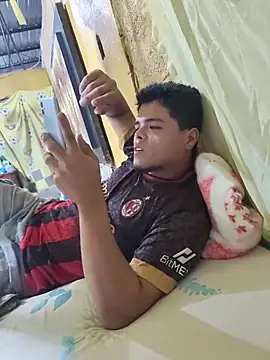 Snapshot of taylor1991V chatting on 11.01.25 taylor1991V online show from 11.01.25