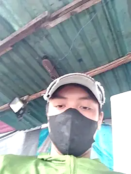 Snapshot of congcuto123455 chatting on 11.05.25 congcuto123455 online show from 11.05.25