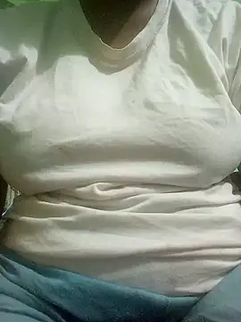 Snapshot of Tina_250 chatting on 03.29.26 Tina 250 online show from 03.29.26