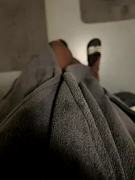 Snapshot of ONC1984 chatting on 11.24.25 ONC1984 online show from 11.24.25