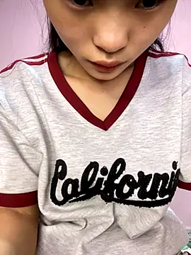 lung-linh online show from 12.15.25