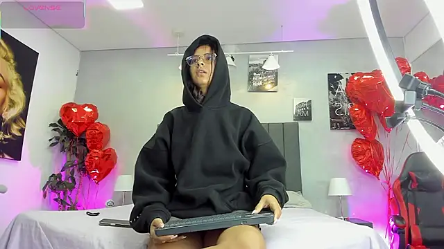 kendra london online show from 02.23.26