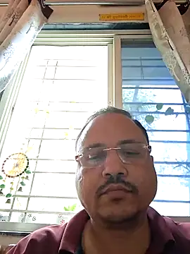 Snapshot of suraj696 chatting on 11.05.25 suraj696 online show from 11.05.25