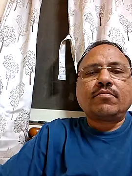 Snapshot of suraj696 chatting on 11.13.25 suraj696 online show from 11.13.25