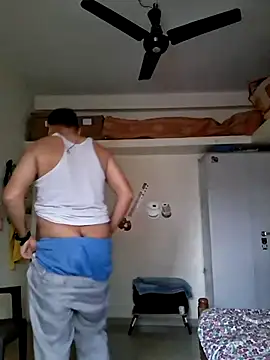 Snapshot of suraj696 chatting on 11.22.25 suraj696 online show from 11.22.25