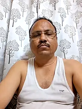 Snapshot of suraj696 chatting on 11.25.25 suraj696 online show from 11.25.25