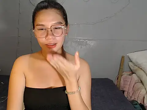 hotsexyreb online show from 12.14.25