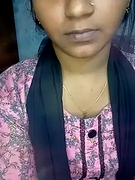 Snapshot of Neha533 chatting on 11.13.25 Neha533 online show from 11.13.25