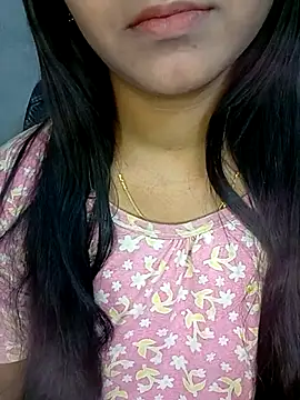 Snapshot of Neha533 chatting on 11.22.25 Neha533 online show from 11.22.25