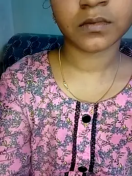 Snapshot of Neha533 chatting on 11.30.25 Neha533 online show from 11.30.25