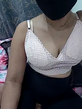 Aarti909090 online show from 03.25.26