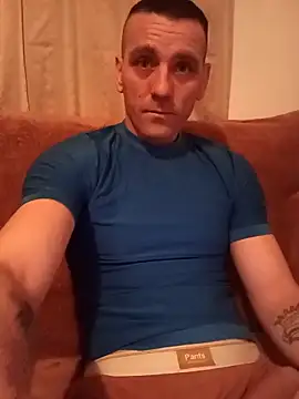 Baiat Finut1 online show from 01.18.26