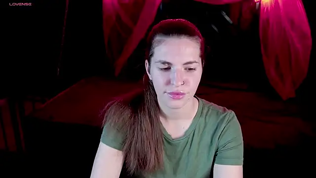 DanielaReign online show from 11.04.25