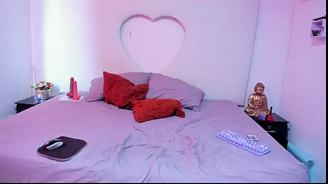 Emmily-sweet online show from 11.13.25