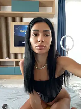 VickyM99 online show from 05.25.26