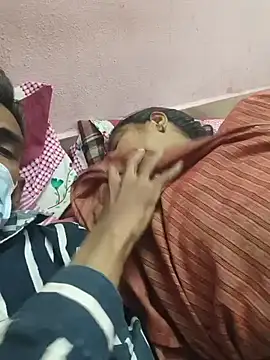 Lailamajnu1996 online show from 03.02.26