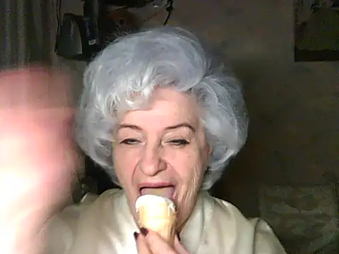 ValeriaKroww online show from 11.09.25