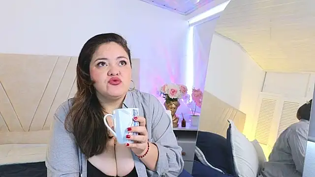 NatashaBlade  online show from 11.26.25