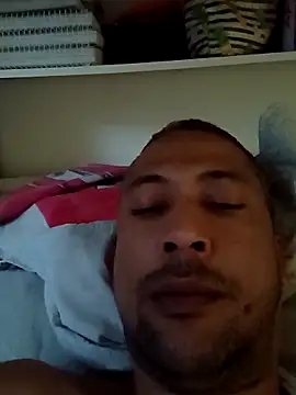 Snapshot of Arrombador20 chatting on 04.18.26 Arrombador20 online show from 04.18.26
