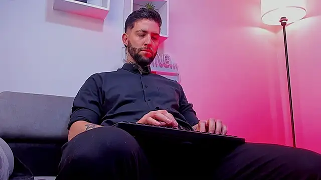 Supreme Alpha online show from 11.17.25