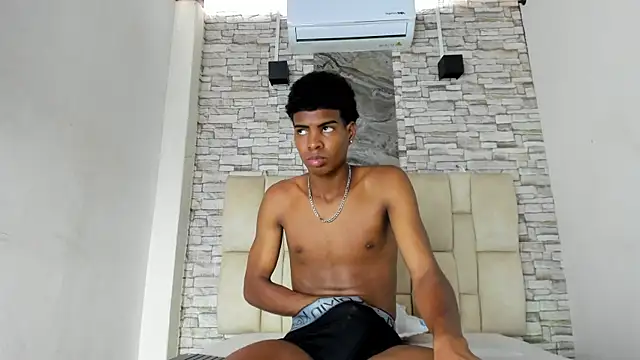 XAVI LEE online show from 12.02.25