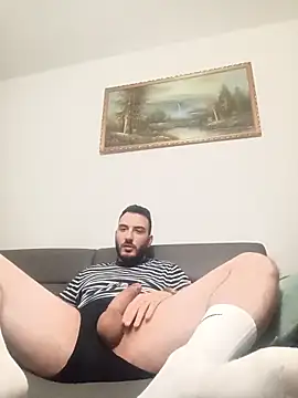 Snapshot of snncdgn chatting on 11.11.25 snncdgn online show from 11.11.25