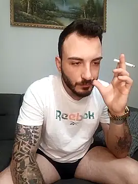 Snapshot of snncdgn chatting on 11.28.25 snncdgn online show from 11.28.25