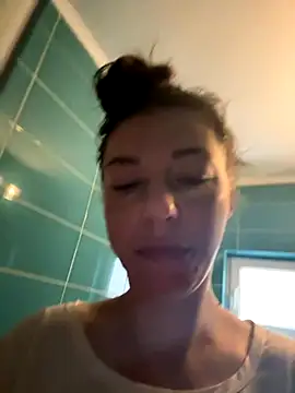 EdaQueen online show from 11.30.25